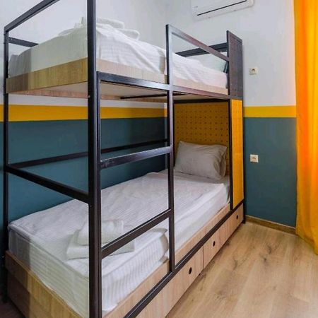 City Centre Hostel 3 Батуми Экстерьер фото