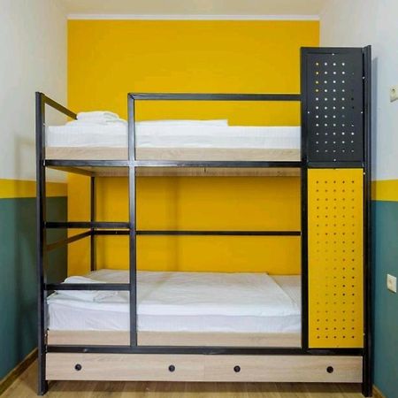 City Centre Hostel 3 Батуми Экстерьер фото